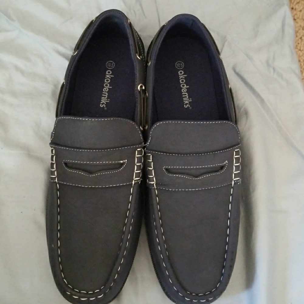 Akademiks navy blue loafers